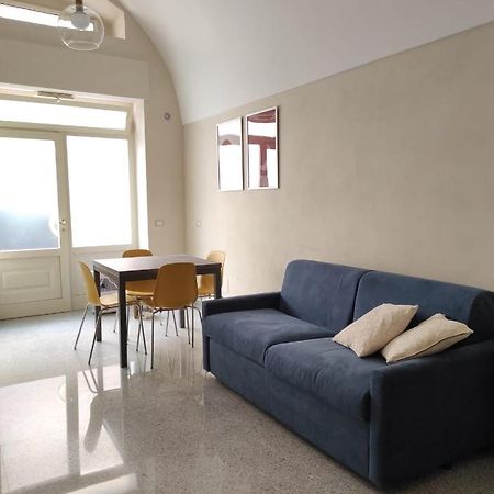 Salone 26 Lägenhet Gravina in Puglia Exteriör bild